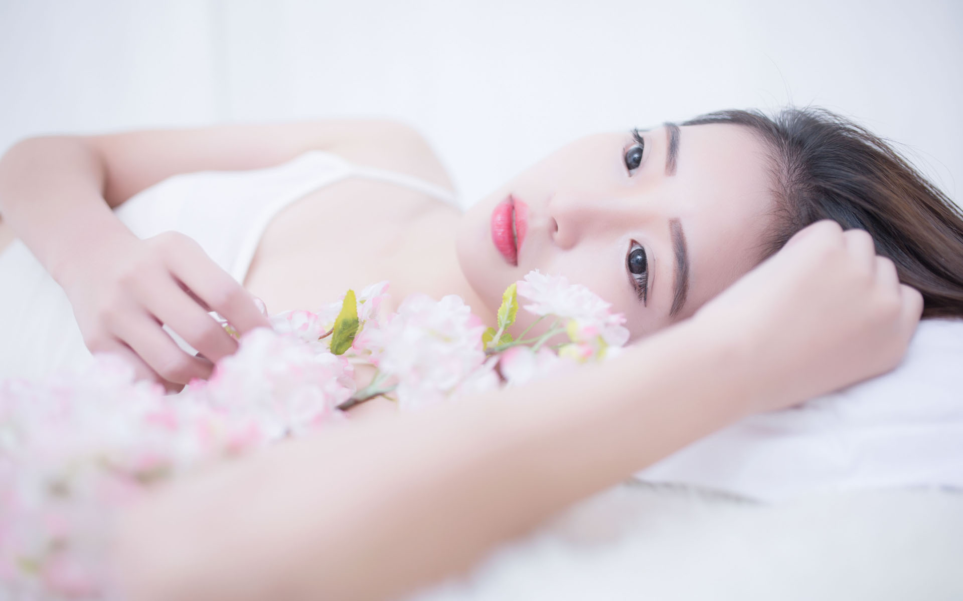 久久综合成人av日韩欧美一区四区|国产午夜高潮毛片|欧美一级亚洲精品一二三区|中国精品一区二区在线观看|年轻的朋友韩剧在线观看|日韩中文字幕一本到久久精品|伊人色综合视频一区二区三区|财经观察：从首发经济把脉消费市场活力